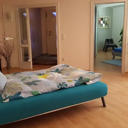 Serene Retreat Apartment